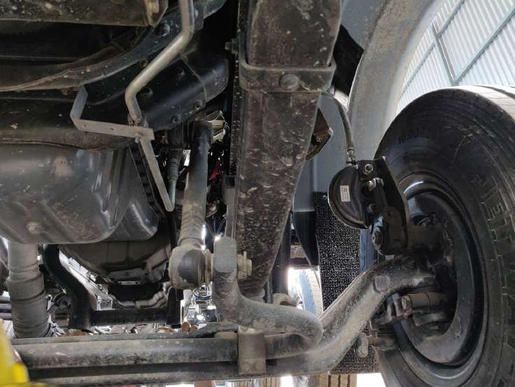 Heavy truck chassis and drivetrain underside